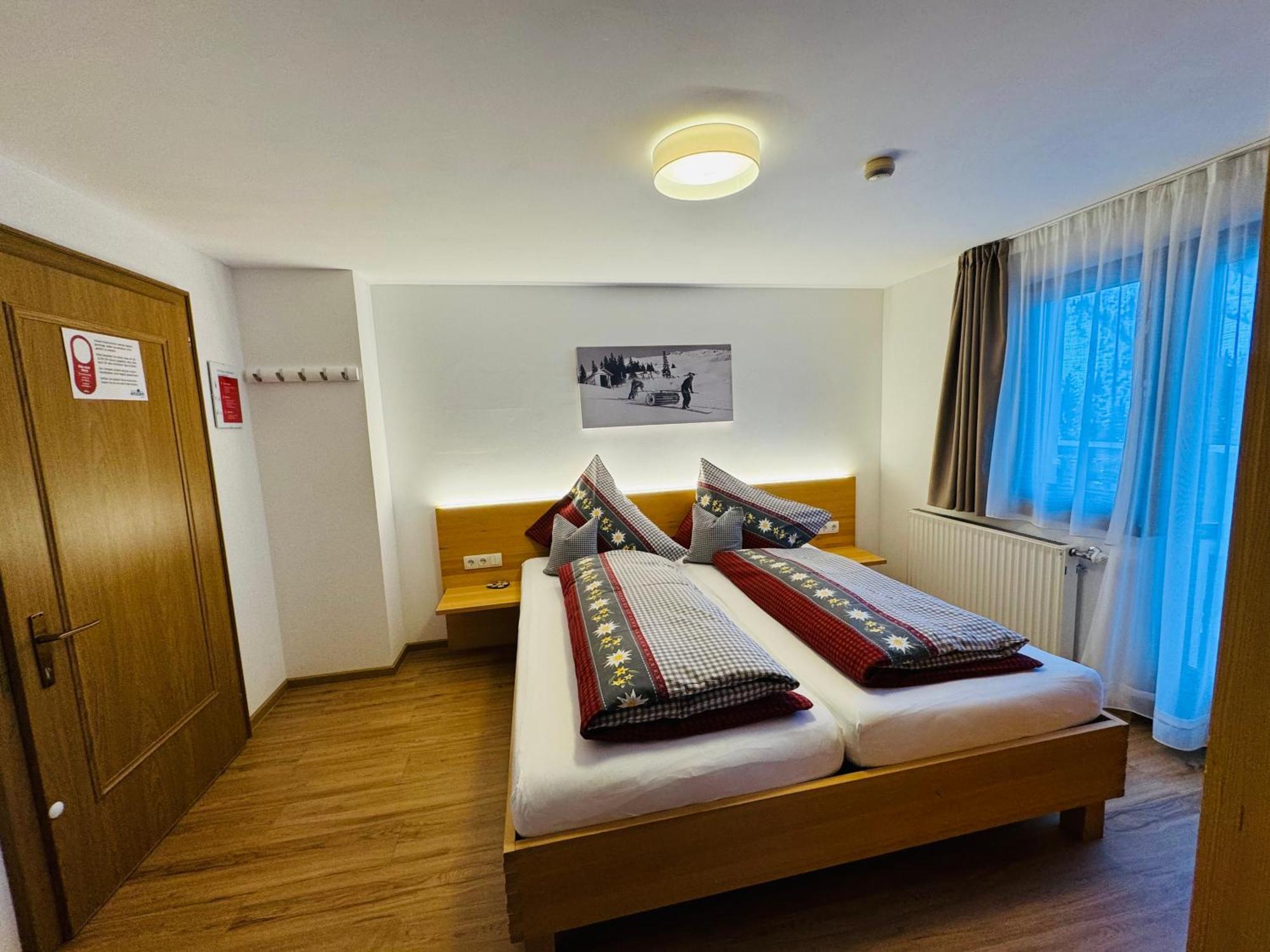 Hotel Garni Enzian Damuels Dış mekan fotoğraf